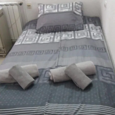 - Kuca Za Odmor Slatina